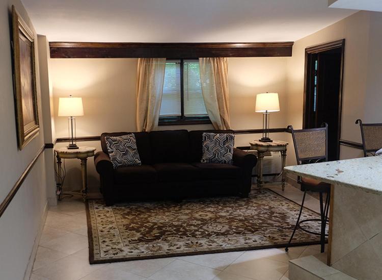 Chalet Inn & Suites センターポート エクステリア 写真